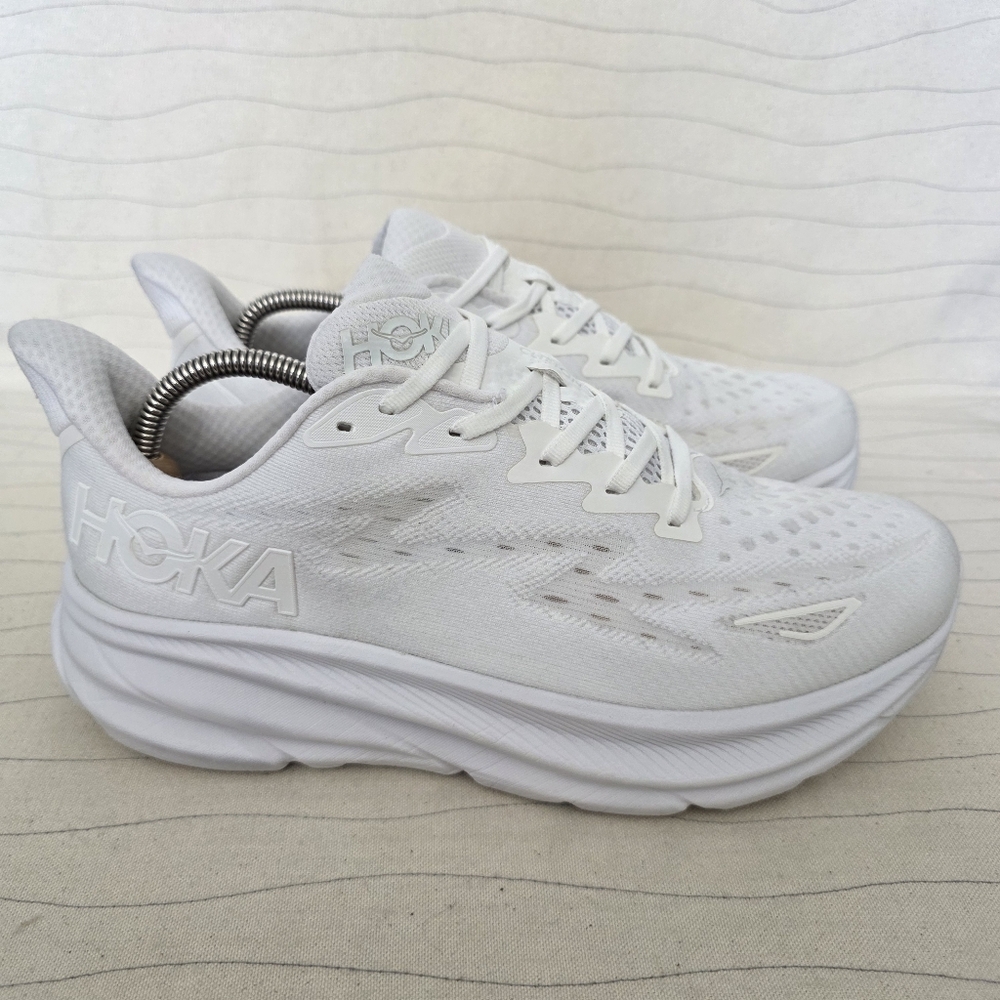 Hoka One One Womens Clifton 9 Triple White Running Sneakers Shoes F27222L Sz 11D - Picture 1 of 14
